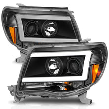 Load image into Gallery viewer, ANZO 05-09 Toyota Tacoma Projector Headlights with Plank Style and Clear Lens