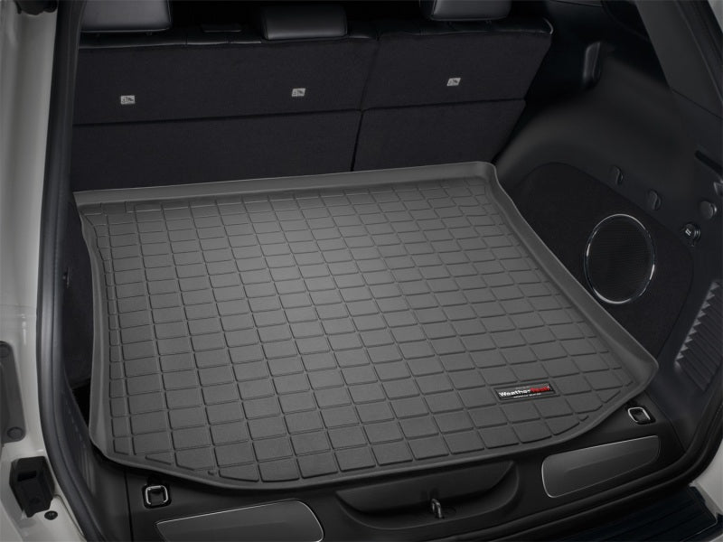 WeatherTech 11+ Jeep Grand Cherokee Cargo Liner - Black with Bumper Protector