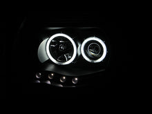 Load image into Gallery viewer, ANZO 2005-2011 Toyota Tacoma Projector Headlights with Halo and Black Housing