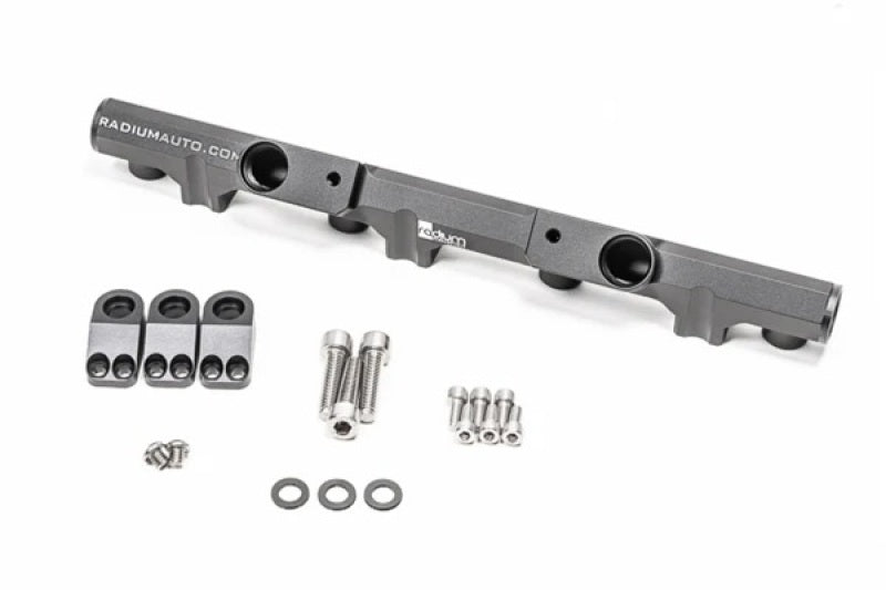 Radium Engineering Mitsubishi 4G63 Early Fuel Rail with High-Flow 8AN Ports
