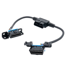 Load image into Gallery viewer, AutoMeter Part No. ATM5323 Signal Splitter and OBD-II Pass-Through Adapter