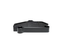 Load image into Gallery viewer, Skunk2 Racing B-Series VTEC Block Off Plate with Black Anodized Finish for Honda Engines