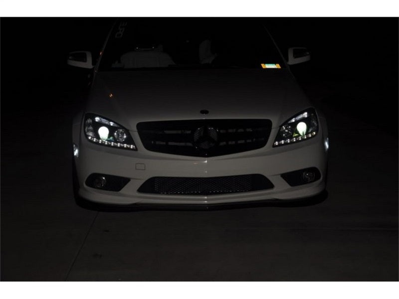 Spyder Mercedes-Benz C-Class 2008-2011 Projector Headlights with DRL, Black - OEM Replacement