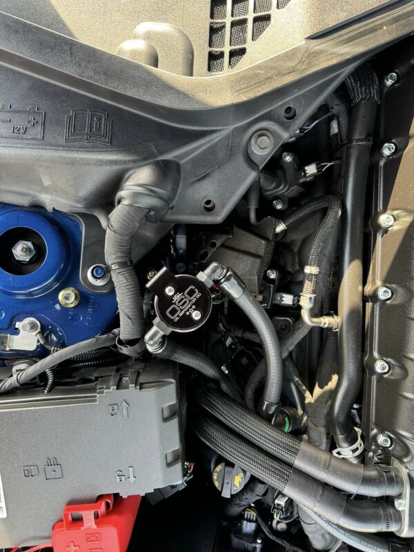J&L JLT3092P-B Oil Separator 3.0 PCV Side, Black Anodized for 2024-2026 Ford Mustang 5.0L with Whipple Supercharger