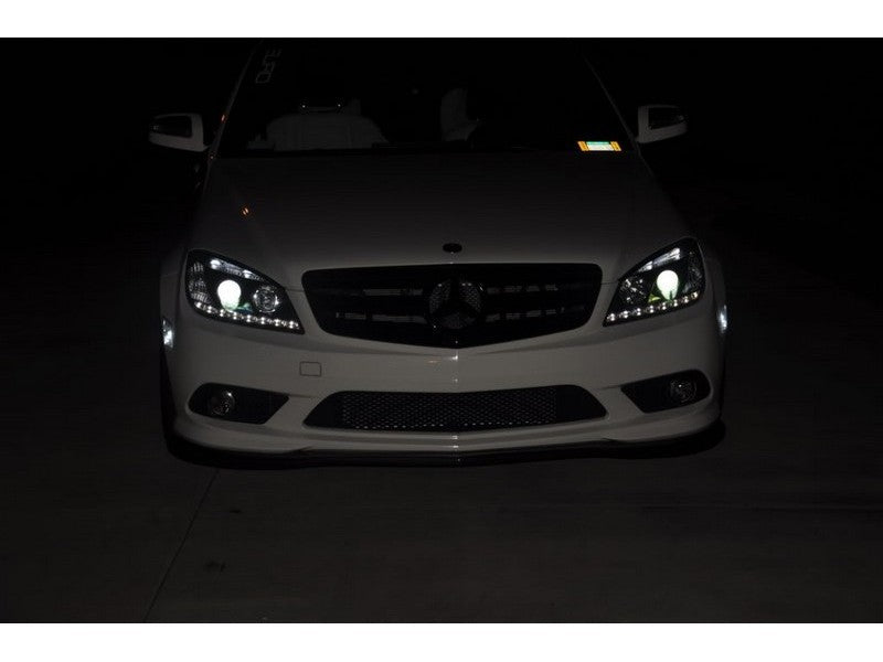 Spyder Mercedes-Benz C-Class 2008-2011 Projector Headlights with DRL, Black - OEM Replacement