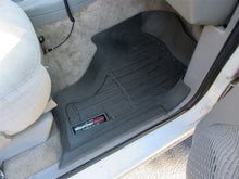 Load image into Gallery viewer, WeatherTech DigitalFit Front FloorLiner for Chevrolet S10 (2004-1998) in Black
