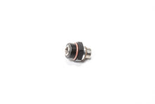 Load image into Gallery viewer, Radium Engineering Rad20-0686 8AN ORB to 6AN ORB Swivel Union Fitting for Direct Mount Regulators