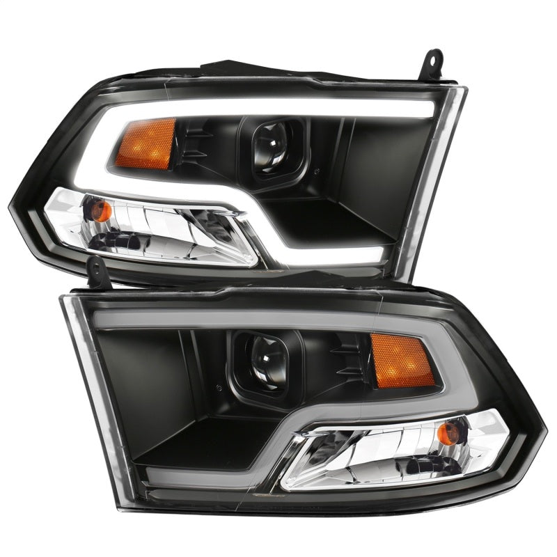 ANZO 09-18 Dodge Ram 1500 Plank Style Projector Headlights with Halo - Black