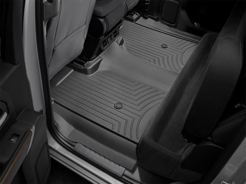 WeatherTech DigitalFit Rear FloorLiner for 2019-2023 Chevrolet Silverado 1500 Crew Cab * Black