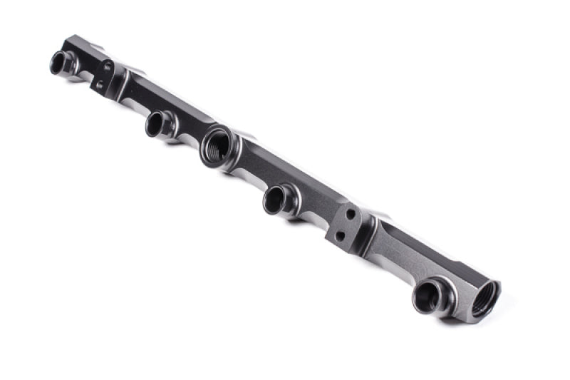 Radium Engineering GM LS7 Engine Fuel Rails for Chevrolet Corvette (2011-2013) - Part No. rad20-0361