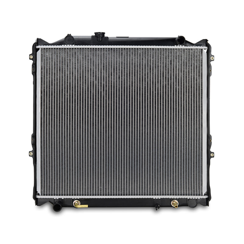 Mishimoto Toyota 4Runner Replacement Radiator 1996-2002 – OEM-Style Aluminum Core with Plastic End Tanks