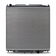 Load image into Gallery viewer, Mishimoto 2005-2007 Ford F-Series Super Duty Replacement Radiator - Aluminum Core with Plastic End Tanks