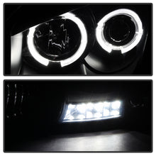 Load image into Gallery viewer, Spyder Projector Headlights with LED Halo for Dodge Ram 1500 and 2500 (2006-2008)