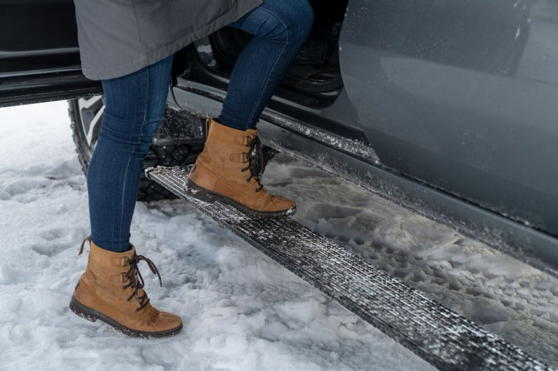 AMP Research PowerStep Plug-N-Play Automatic Running Boards for Chevy Silverado and GMC Sierra 1500, 2500, 3500 * Black (Part #amp76254-01A)