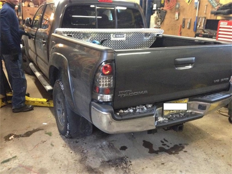 Spyder Toyota Tacoma 2005-2015 LED Tail Lights in Black