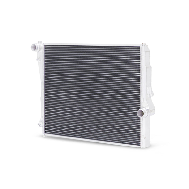 Mishimoto Performance Aluminum Radiator for BMW E46 1999-2006 3-Series (Part Number: misMMRAD-E46-323)