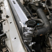 Load image into Gallery viewer, Mishimoto High-Pressure 1.3 Bar Radiator Cap - Small Non-Directional, Fits Most Import Vehicles