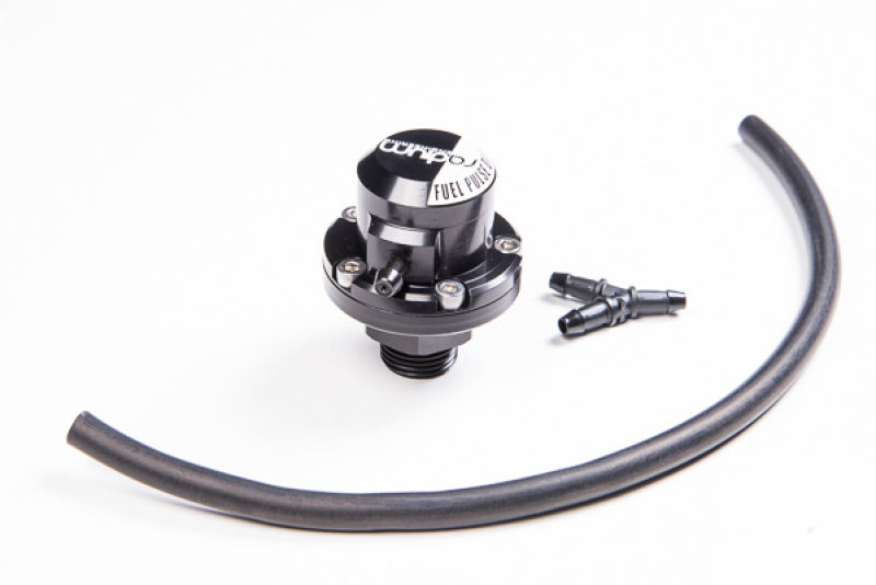 Radium Engineering FPD-XR Direct Mount 3/8 in NPT Fuel Pulse Damper Kit