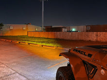Load image into Gallery viewer, ORACLE Lighting Jeep Wrangler JL &amp; Gladiator JT Skid Plate with Integrated LED Lighting – Amber Lens