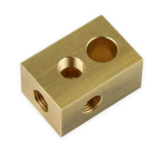 Earl's - Brake Tee w/ 1/8" NPT Port for Universal Brake Systems