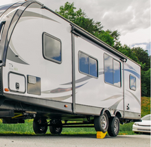 Load image into Gallery viewer, Camco Curved Trailer Aid with Wheel Chock &amp; Rubber Base Pad (44436)