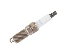 Load image into Gallery viewer, ACDelco GM Original Equipment Double Platinum Spark Plug – 41-990