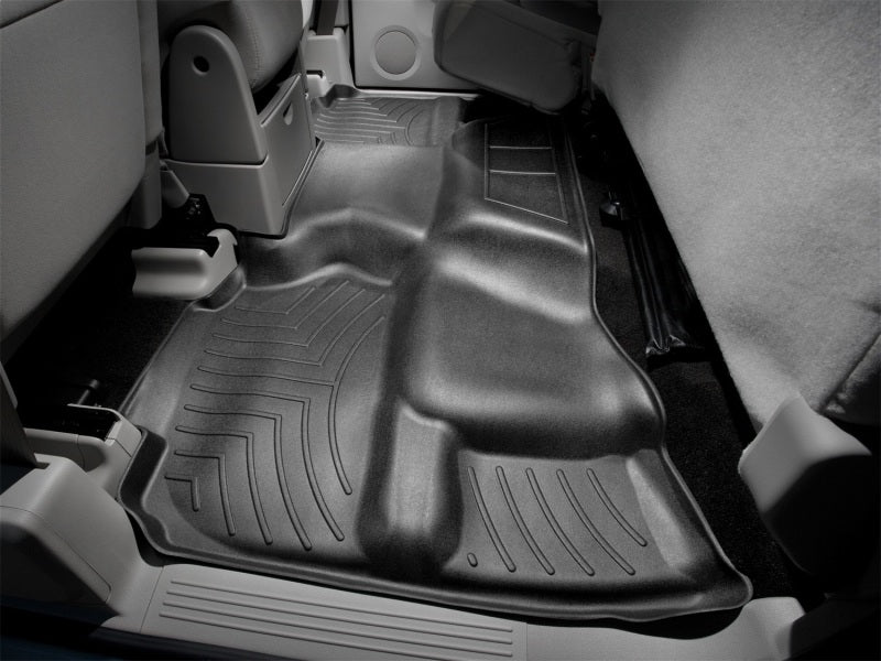 WeatherTech DigitalFit Rear FloorLiner for Chevrolet Silverado 2500/3500 HD (2010) * Black