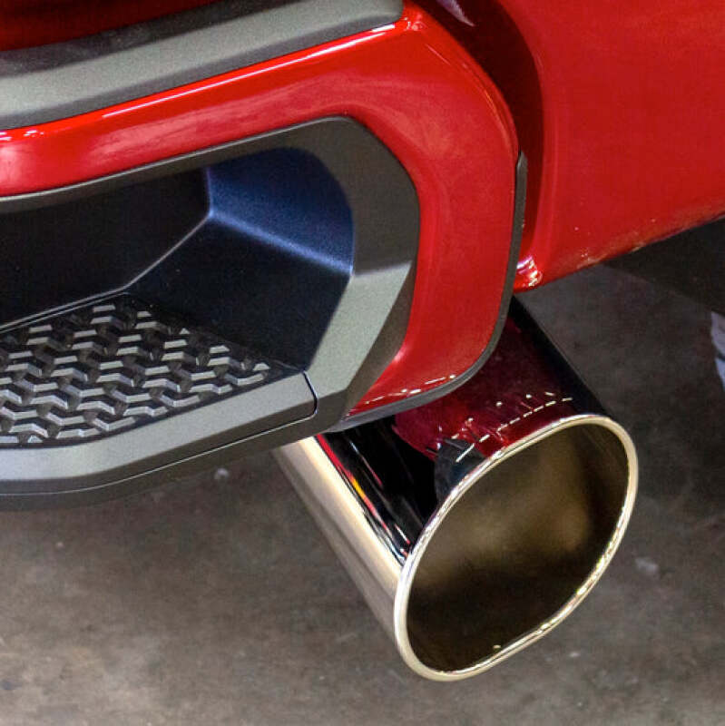 Banks Power 20-23 Chevy/GMC Duramax DRW Crew Cab 5-Inch Monster Exhaust System with Chrome SideKick Tip