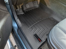 Load image into Gallery viewer, WeatherTech DigitalFit Front FloorLiner for Hummer H3 - Black