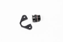 Load image into Gallery viewer, Radium Engineering FPR Adapter - 8AN ORB, 7mm Bore, 39mm Offset, M6 Thread (Part Number: rad20-0595)