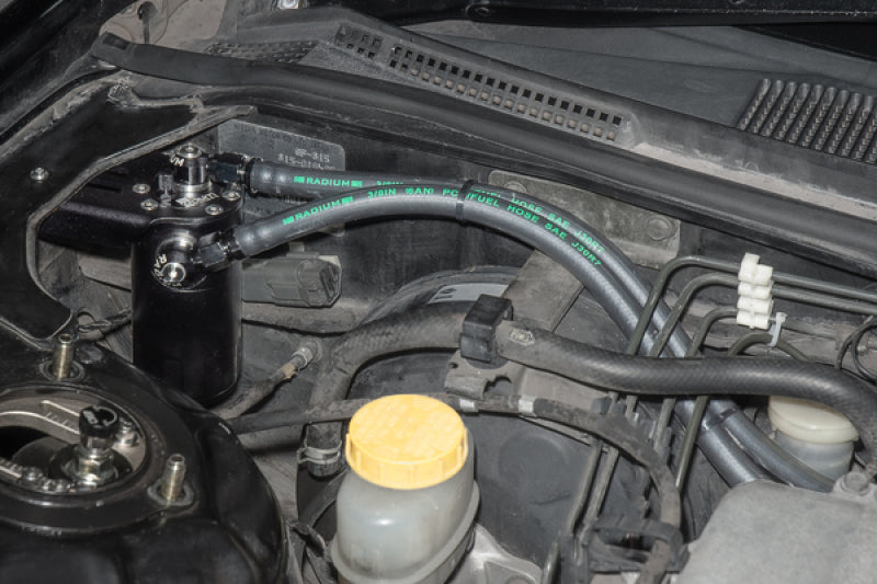 Radium Engineering Nissan S15 Silvia/200SX Catch Can Kit with PCV Interface - Part Number rad20-0635-FL