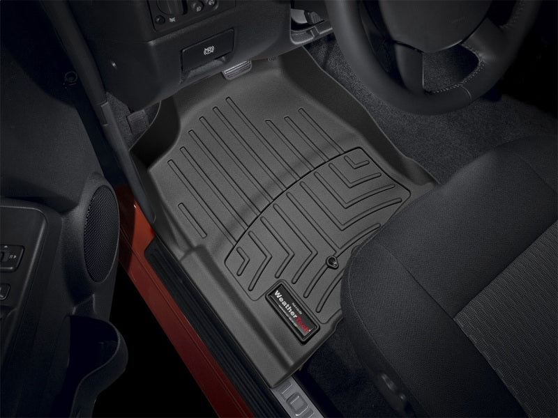 WeatherTech FloorLiner DigitalFit for Chevrolet Colorado 2004-2012 Front - Black