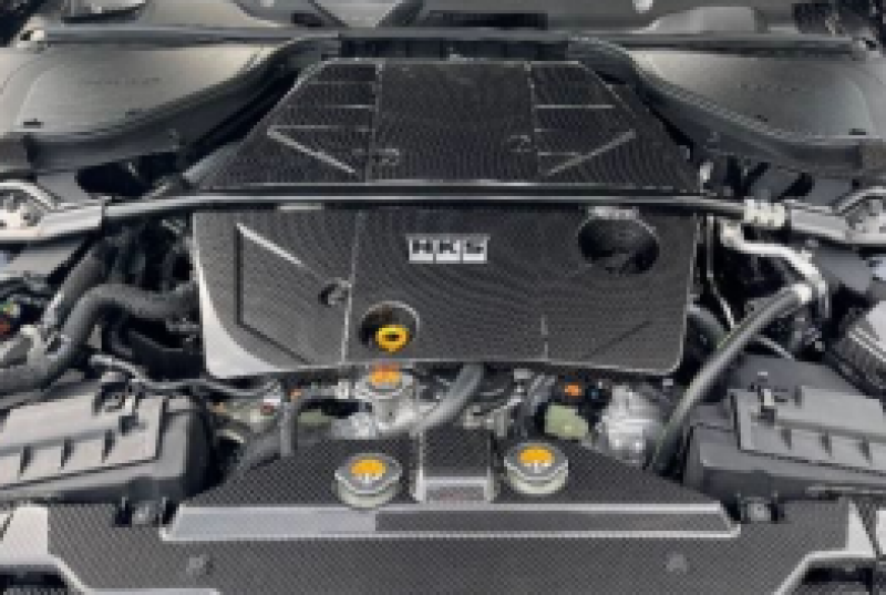 HKS 2023 Nissan Z Dry Carbon Engine Cover – Lightweight and Durable Performance Enhancement