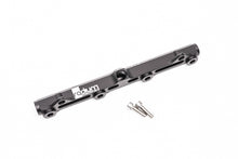 Load image into Gallery viewer, Radium Engineering Mitsubishi Evo 8-9 Fuel Rail Kit - Precision Aluminum Fuel Rail for Evo 8 and 9