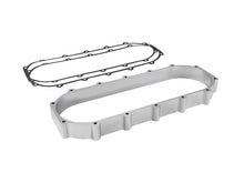 Load image into Gallery viewer, Skunk2 Racing Ultra Series Honda/Acura 2-Liter Race Intake Manifold Plenum Spacer with Gaskets – Silver
