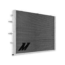 Load image into Gallery viewer, Mishimoto 2015+ BMW F8X M3/M4 Performance Heat Exchanger with Steel Mesh Stone Guard