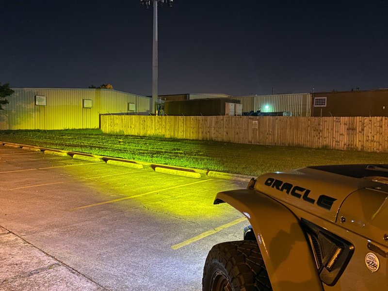 ORACLE Lighting 2019+ Jeep Wrangler JL and Gladiator JT Skid Plate with Integrated LED Lighting - Yellow Lens