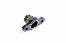 Load image into Gallery viewer, Radium Engineering FPR Adapter - 8AN ORB, 16mm Bore, 39mm Spacing, M6 - Evolution 8/9 4G63